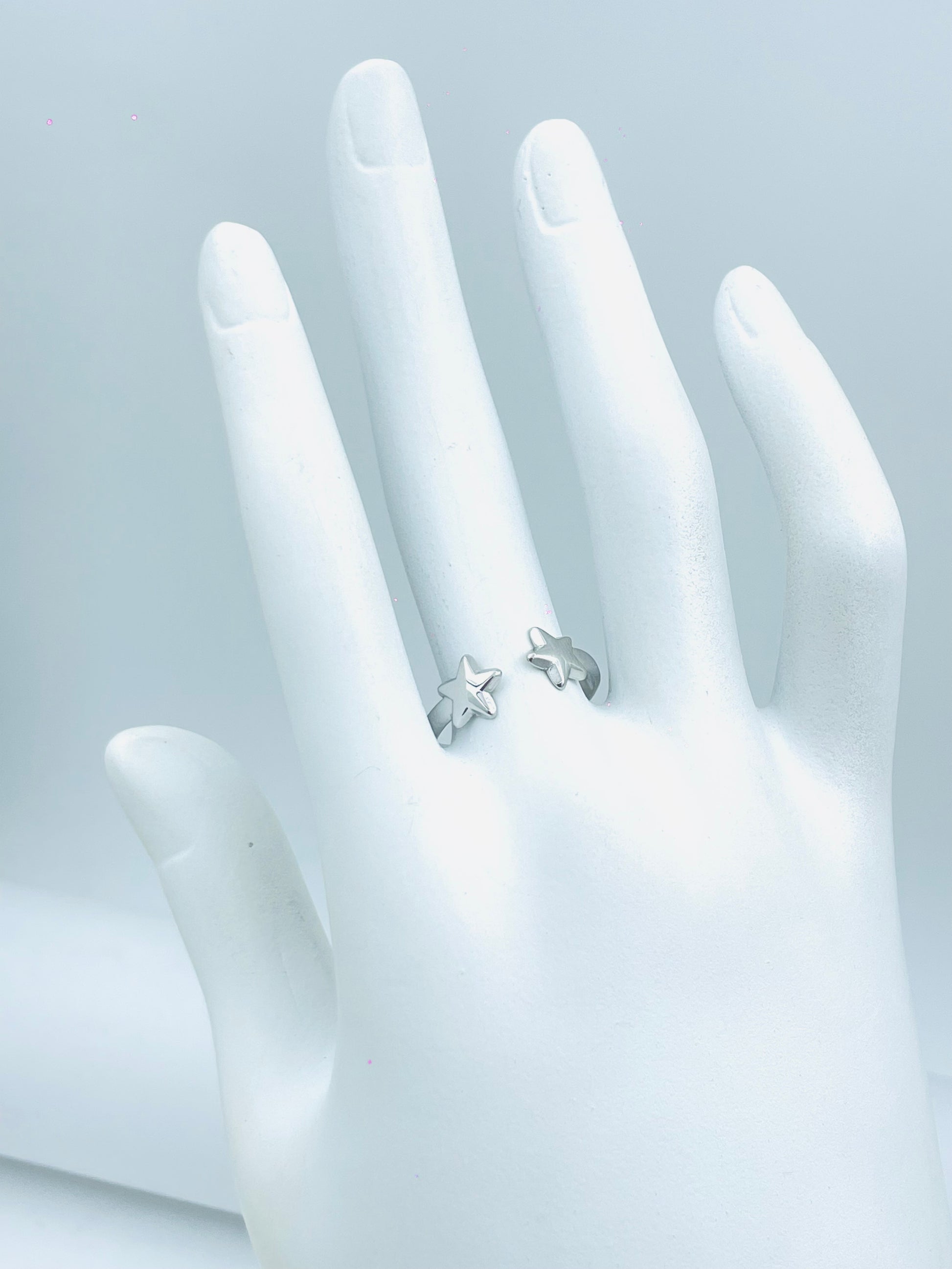 Stylish Adjustable Silver Star Ring for Women
