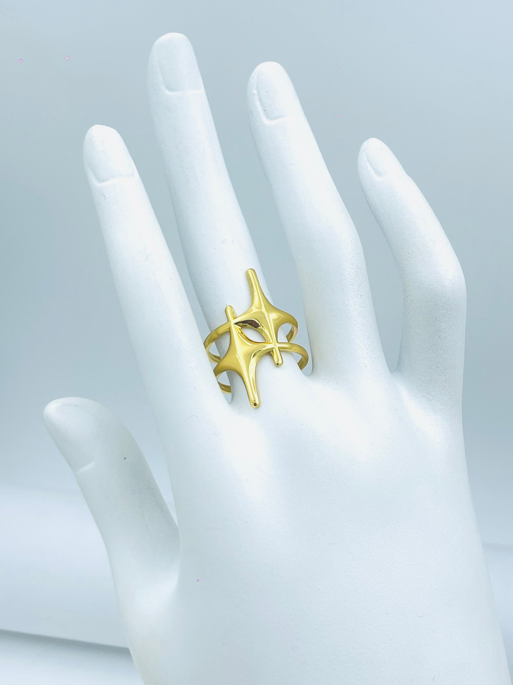Elegant Modern Gold Star Ring  Unique Design