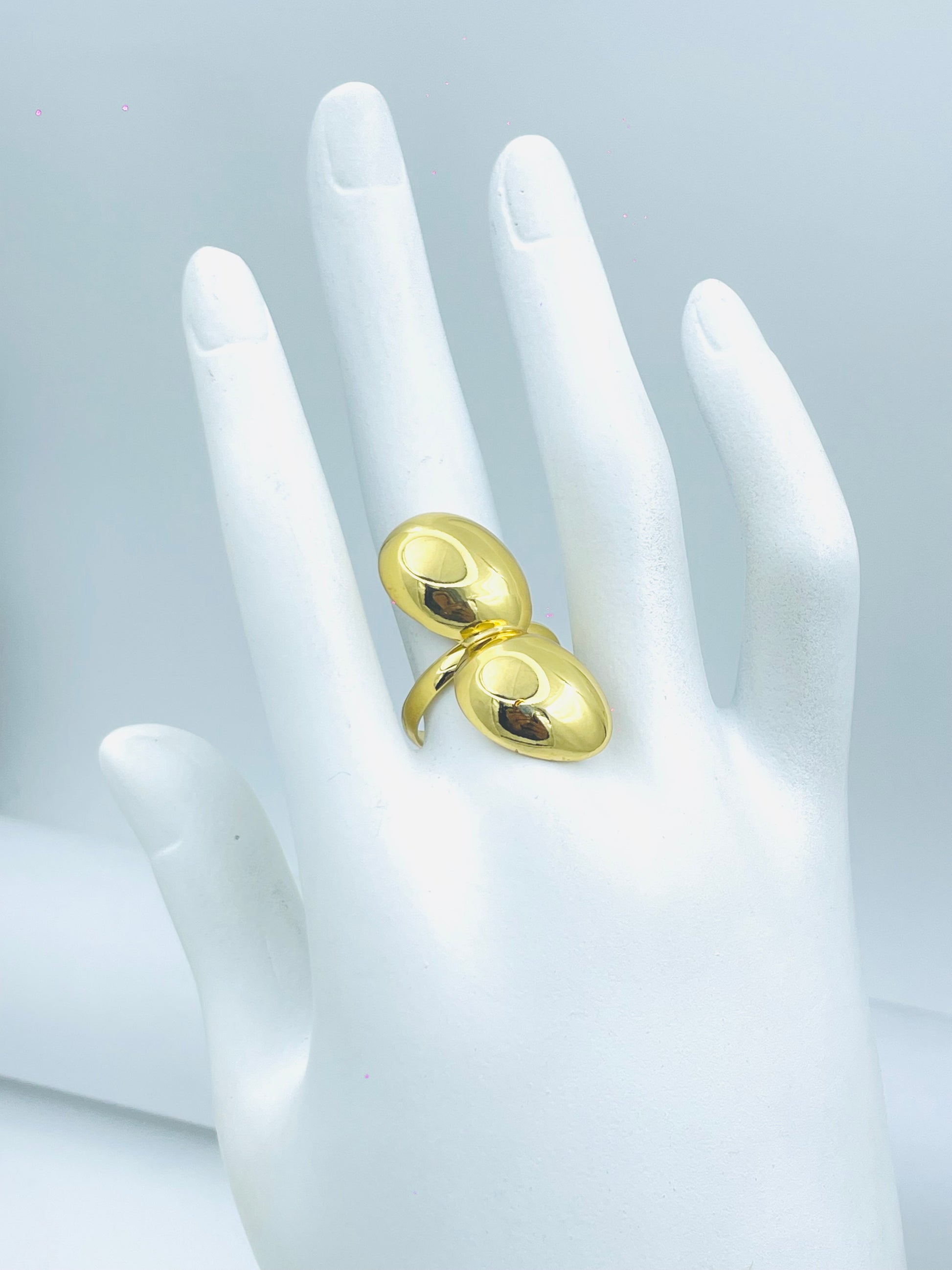 Elegant Gold Double Oval Ring  Modern Jewelry