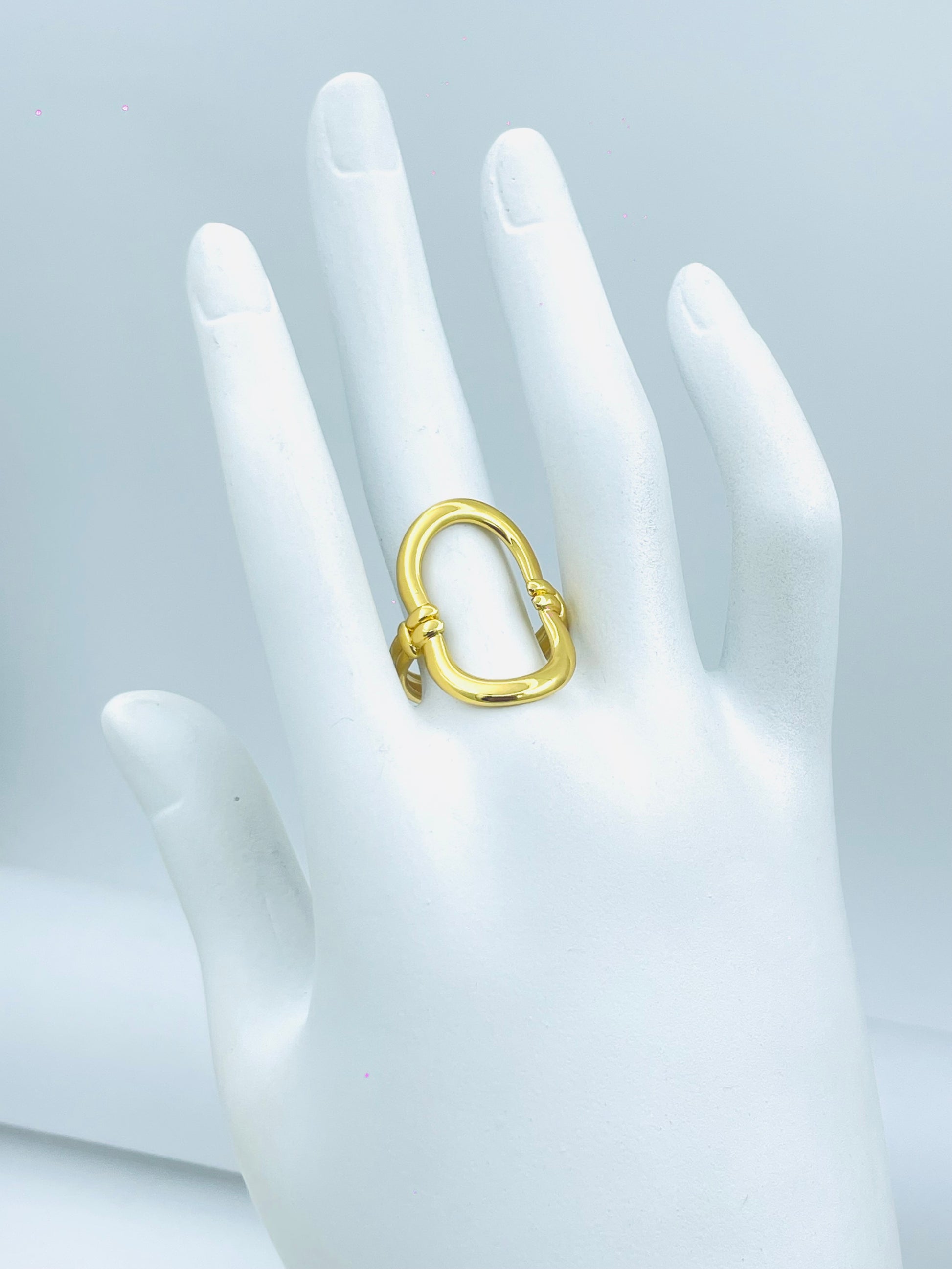 Elegant Gold Knot Heart Ring  Timeless Design