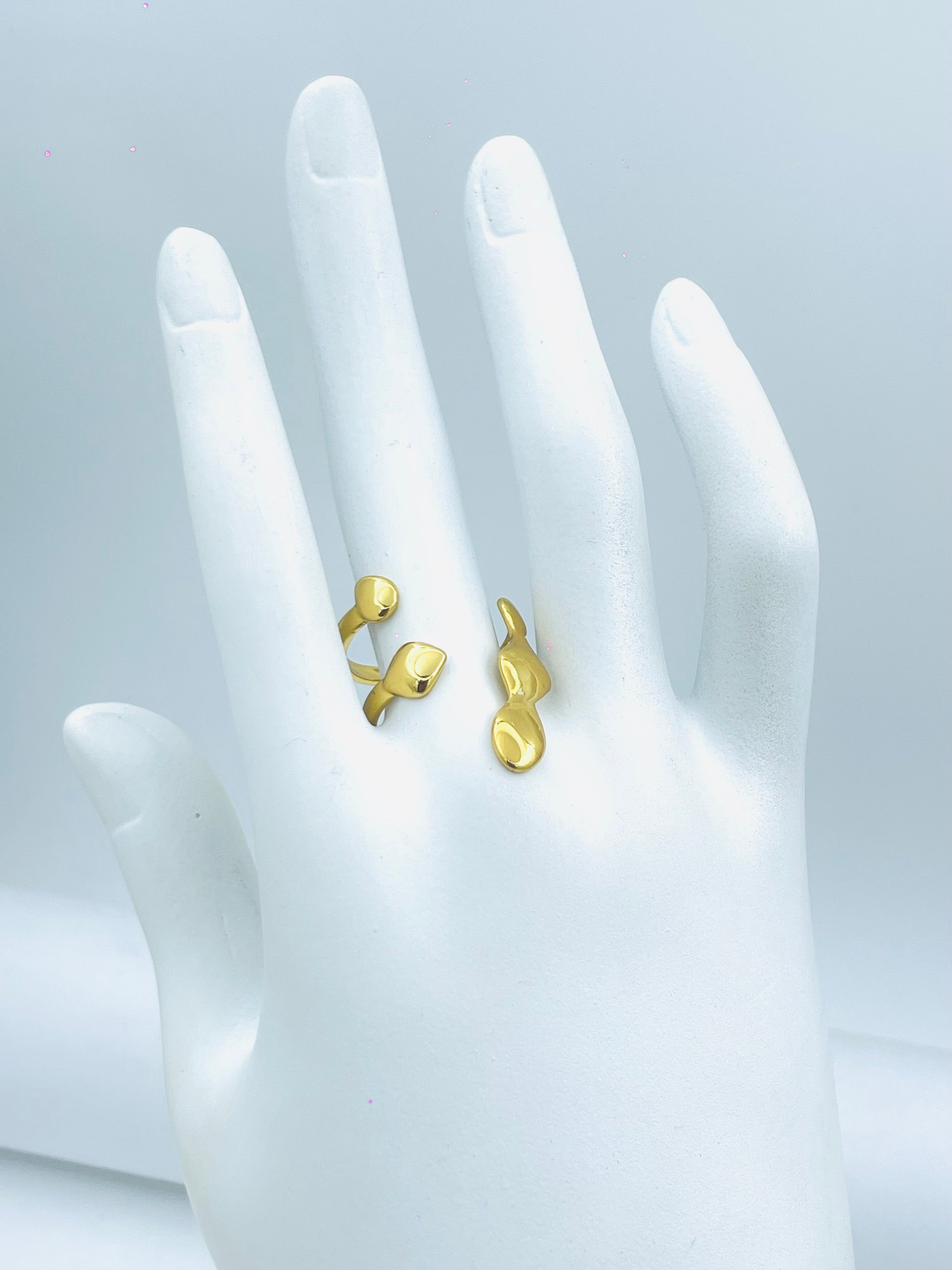 Elegant Adjustable Gold Tone Open Ring  Stylish Jewelry