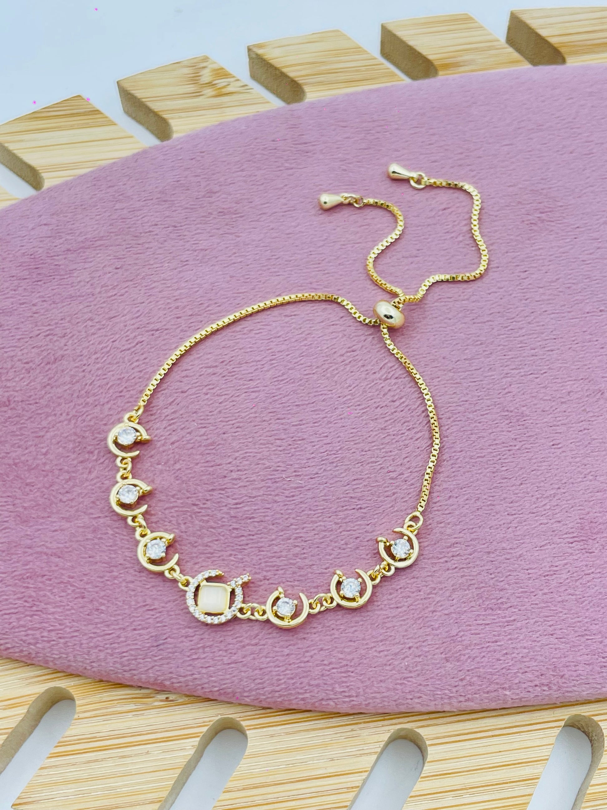 Elegant Gold Plated Bracelet with Crystal Accents
