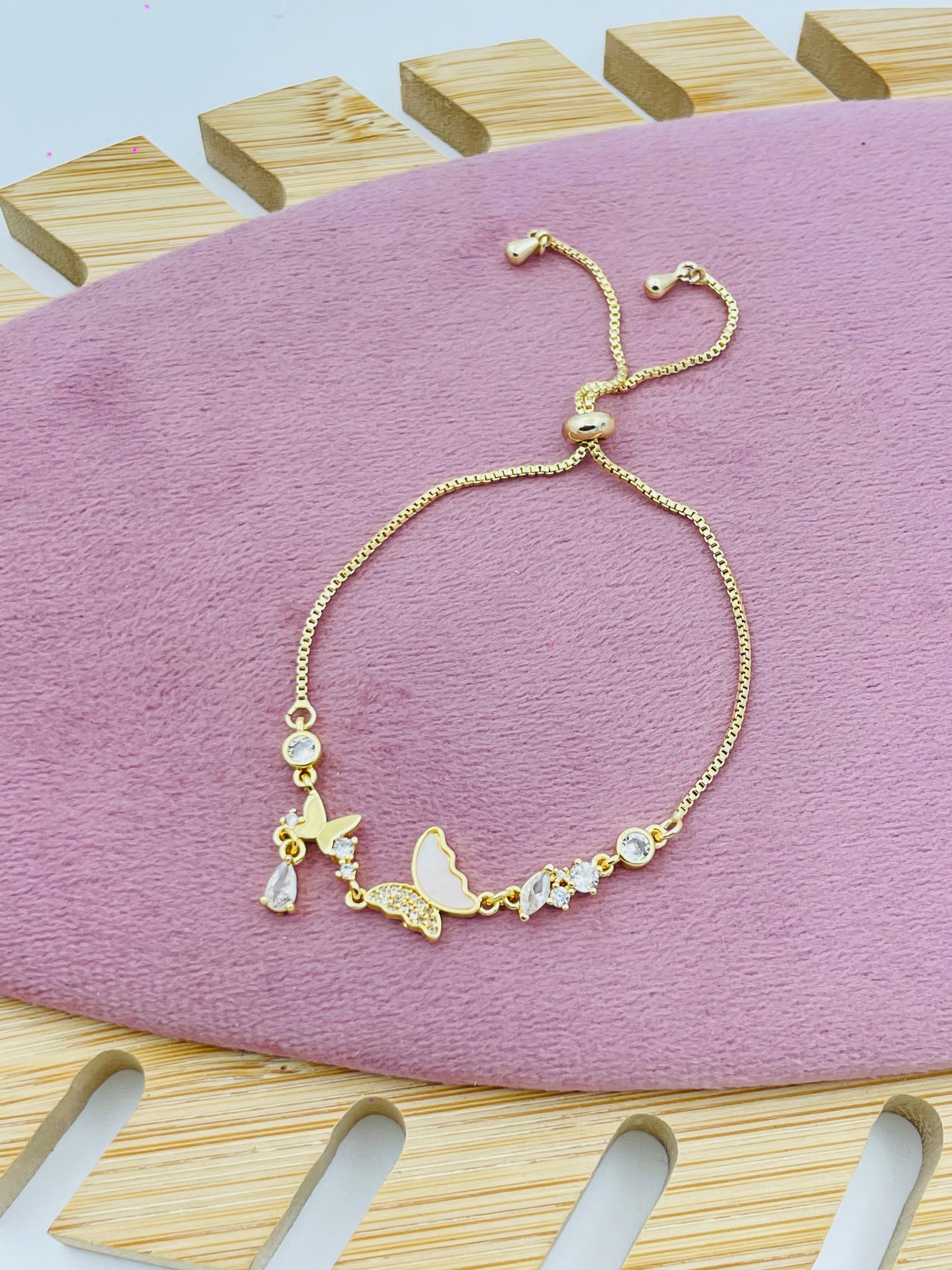 Elegant Gold Tone Charm Bracelet
