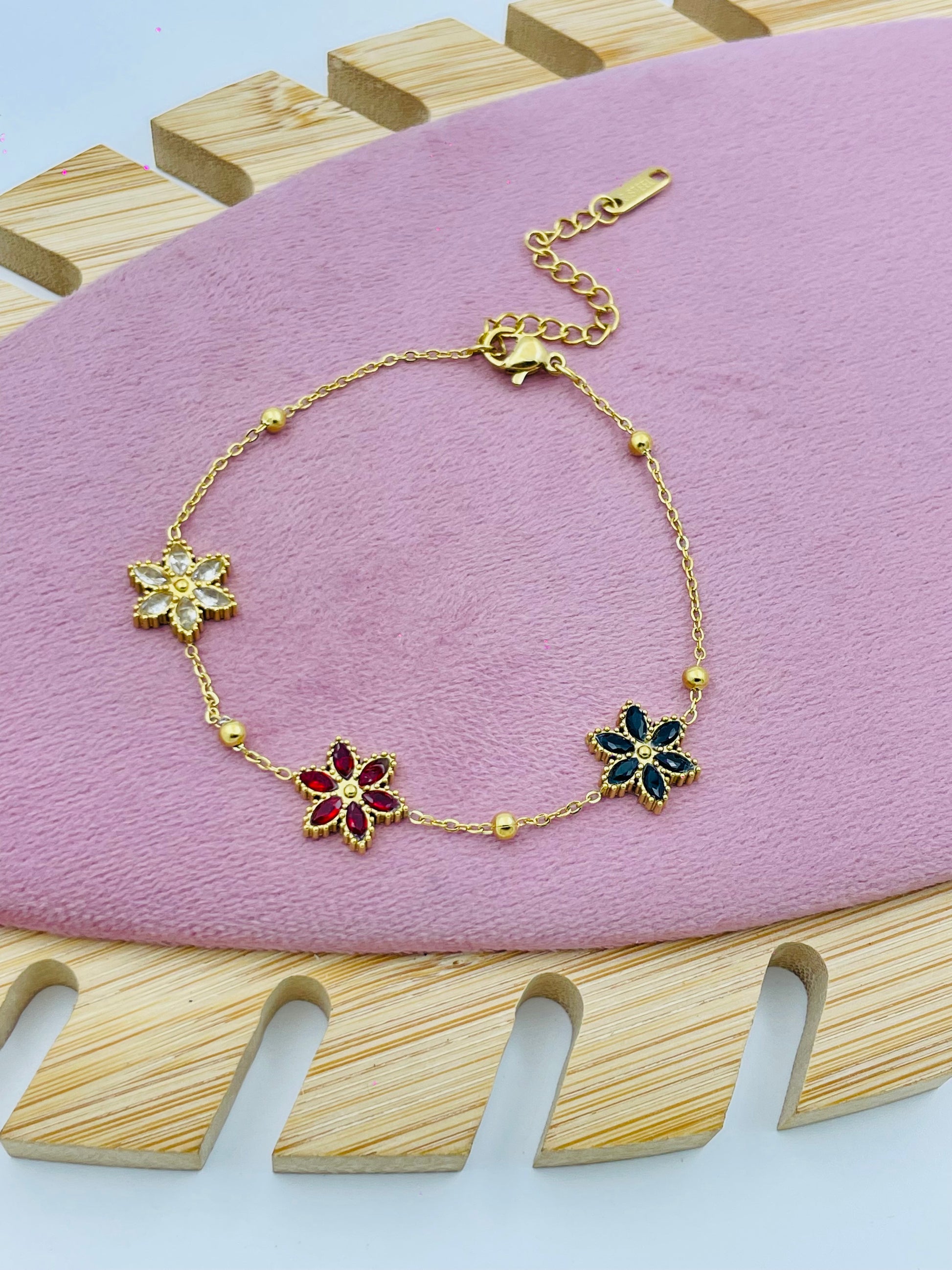Elegant Tricolor Floral Charm Bracelet  Jewelry Collection