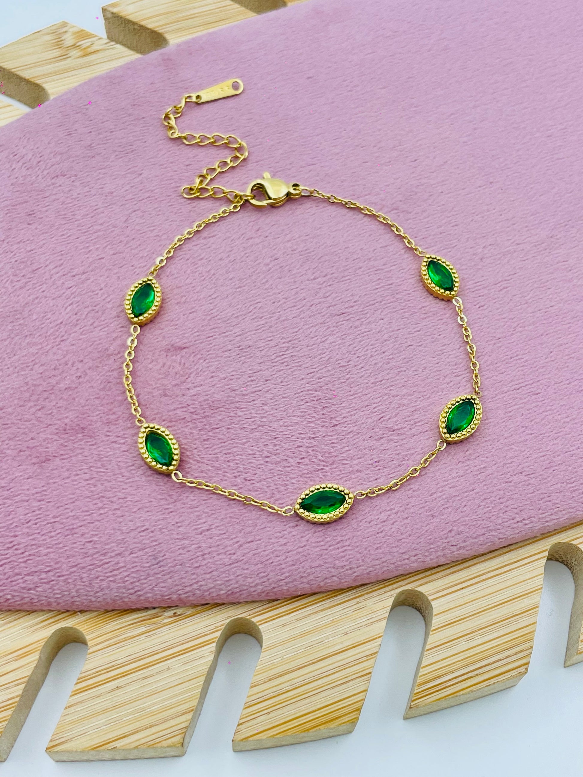 Elegant Gold Chain Bracelet with Green Gemstones  Perfect Accessory
