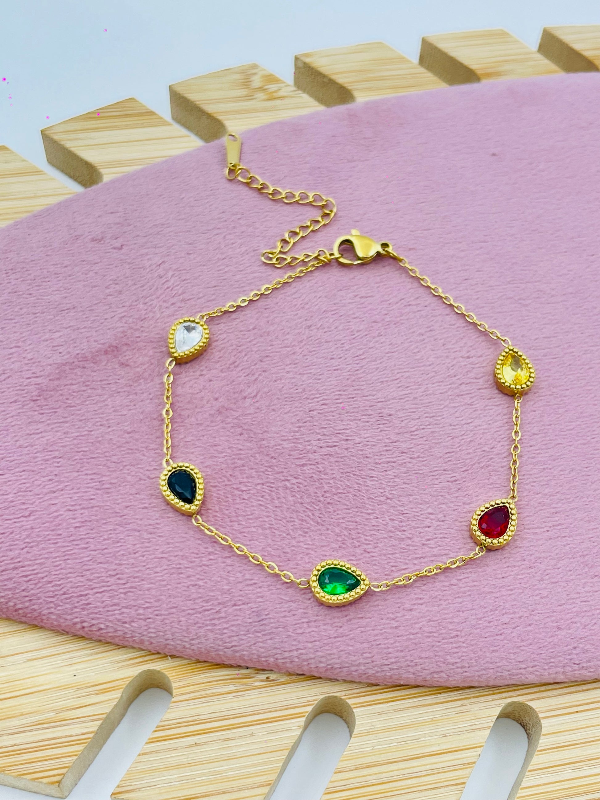 Elegant Gold MultiColor Teardrop Bracelet