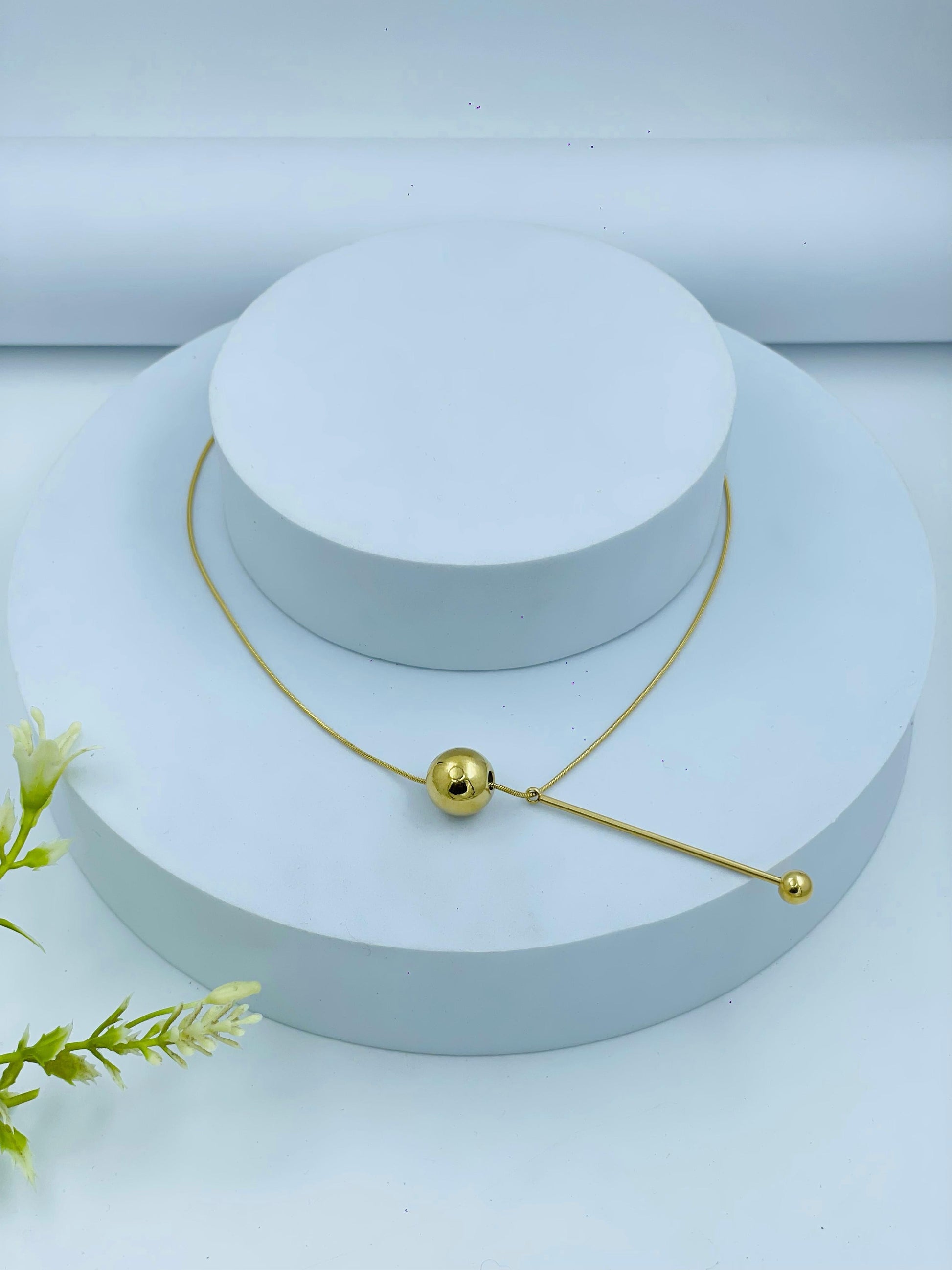 Elegant Minimalist Gold Sliding Necklace
